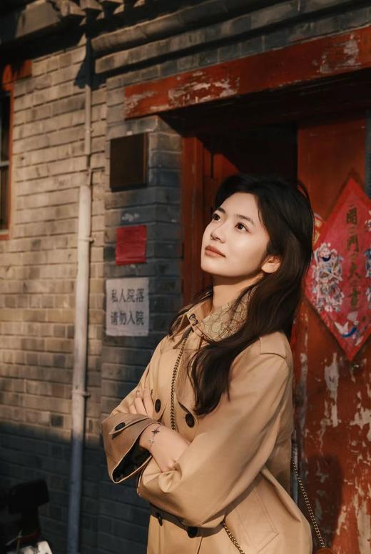 F031849春季新款短款老花卡其色短款巴恩风外套风衣 商品图4