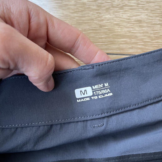 原单正品 KAILAS 正品 雨崩弹力速干裤！黑色 灰色M L XL XXL

推荐M码110-135斤，L码135-155斤，XL码155-175斤，XXL码175-195斤！ 商品图4