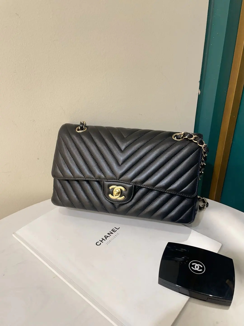 Chanel cf 中号 V纹 黑金 牛皮 单肩包