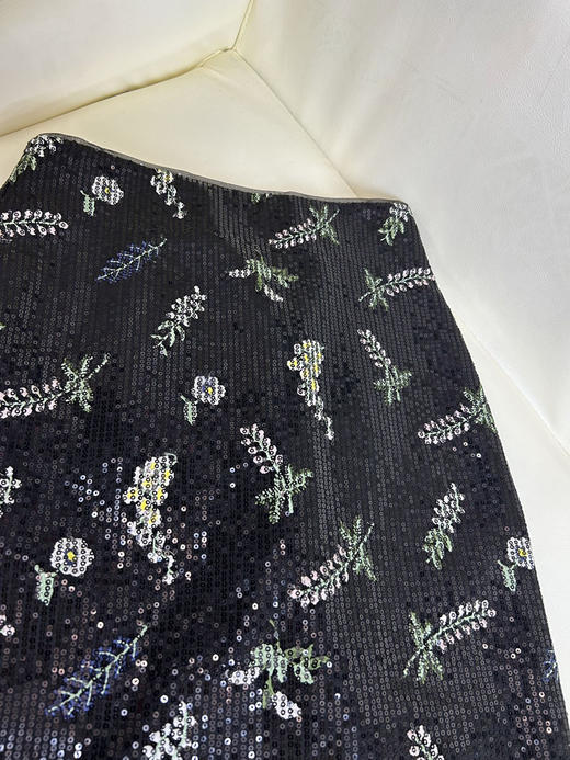 NEW IN🎉上新
珠片包裙 商品图3