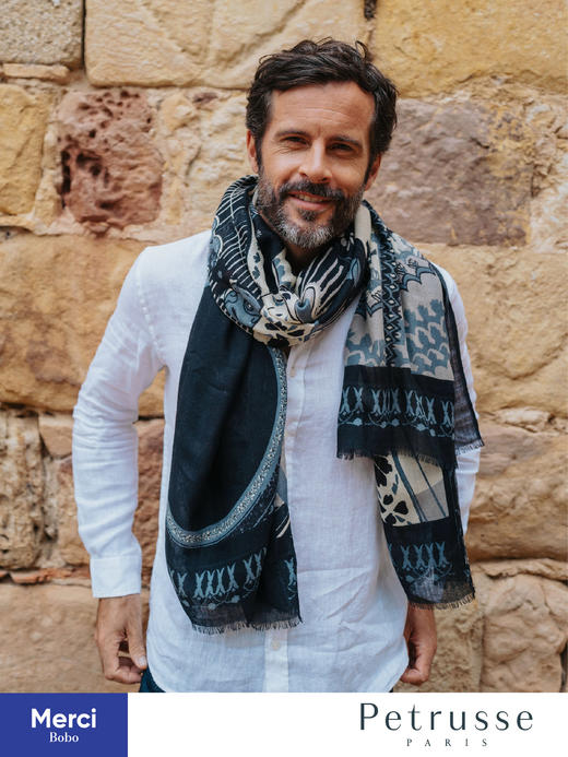 Petrusse贝图丝 璀璨巴黎·大皇宫合作款 羊毛真丝长巾 商品图11