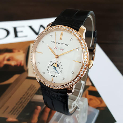【95新】Girard-Perregaux 芝柏49535D52A1A1-BK6A自动机械机芯日期、星期、月份显示40MM（男款）1966系列18K玫瑰金；镶嵌钻石表圈090326TJ40 商品图1