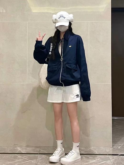 F031825纯色金标刺绣品牌Logo翻领拉链长袖工装夹克外套 商品图8