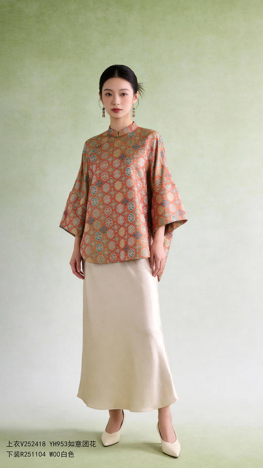 V252418上衣 商品图1