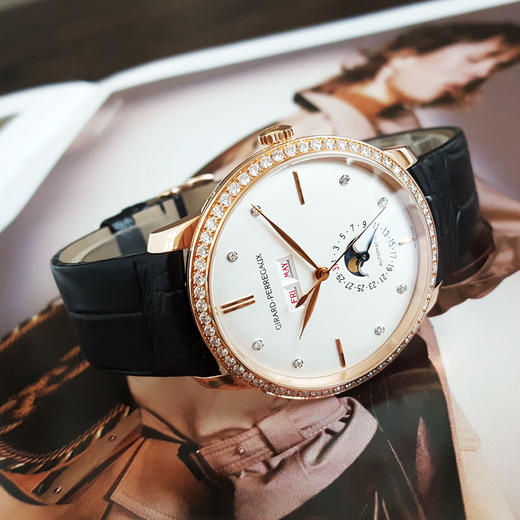 【95新】Girard-Perregaux 芝柏49535D52A1A1-BK6A自动机械机芯日期、星期、月份显示40MM（男款）1966系列18K玫瑰金；镶嵌钻石表圈090326TJ40 商品图4