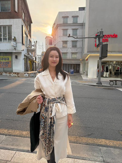 DUO智仙生 黑标 都市丽人的梦想套装 老钱风衣感亚麻衬衫 商品图3