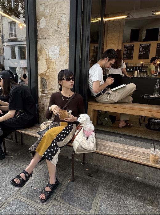 香奈儿 经典系列凉拖鞋 商品图4