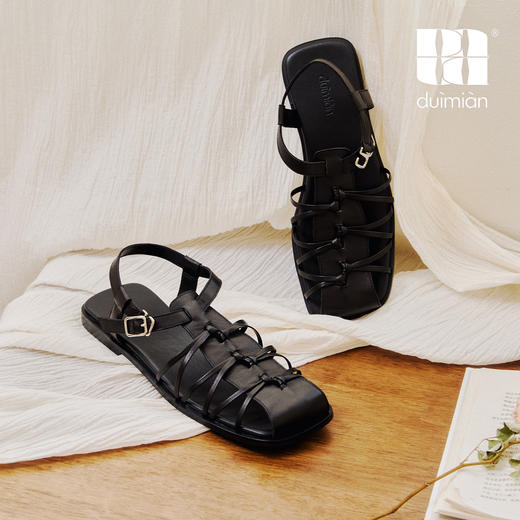 duimian对面「藤迹」黑色/白色罗马凉鞋 商品图2