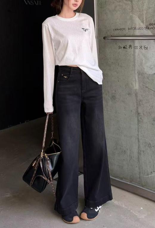 女款褶皱磨白牛仔裤长裤he020 商品图3