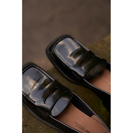 Le' Murmure 阿根廷牛皮亮面时髦复古方头乐福鞋便士鞋女春夏款 商品图3