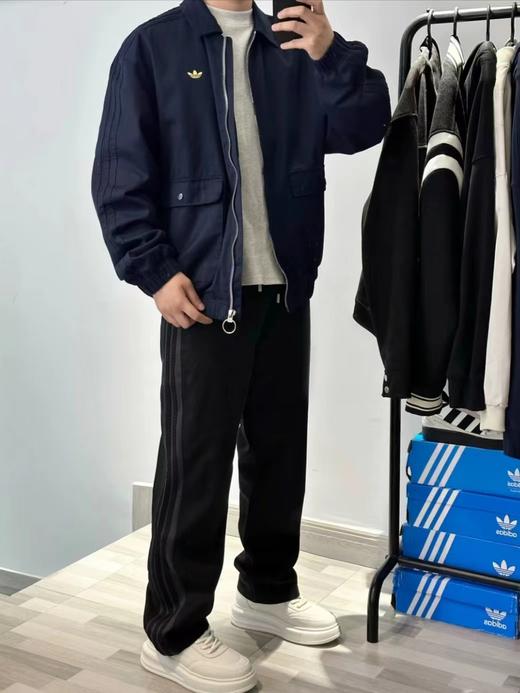 F031825纯色金标刺绣品牌Logo翻领拉链长袖工装夹克外套 商品图5