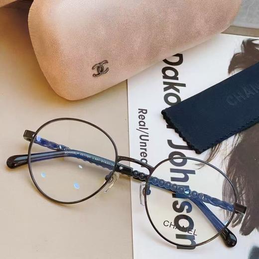 CHANEL香奈儿 镶嵌设计 珍珠 椭圆形 光学镜架 男女同款情侣款 商品图6