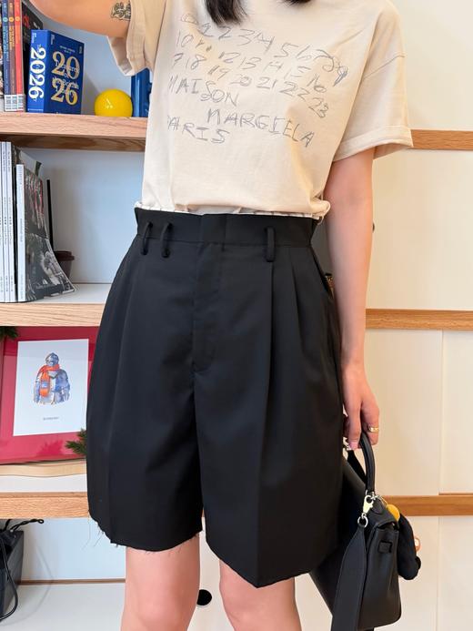 马吉拉新款🆕黑色五分西装短裤 商品图0