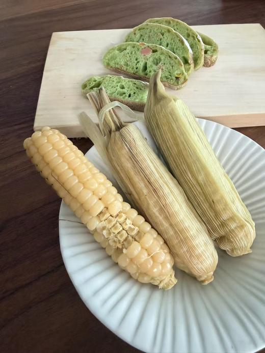 🌽800年原种拇指玉米，带来热带雨林的问候 玉米清香，甜糯细腻 粒粒饱满的玉米清香。齿间咀嚼，甜腻细腻的滋味 商品图1