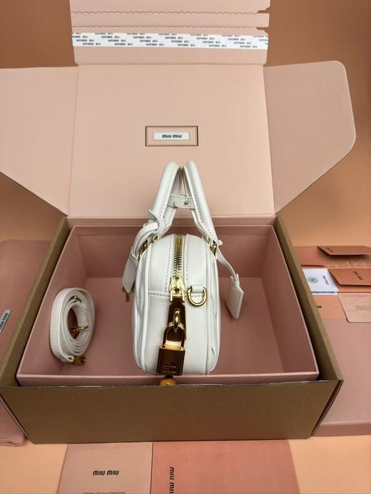 缪缪  too pretty 褶皱保龄球手袋  白色 羊皮（LZ） 商品图2