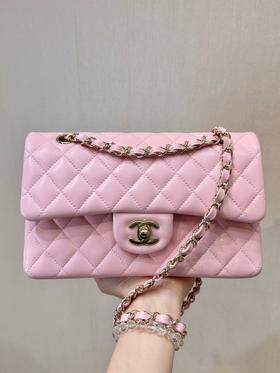 香奈儿  粉色系  羊皮  （LZ）