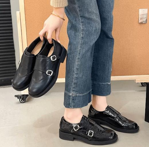【新款英伦风乐福鞋】内里透气，四季都可穿！低跟舒适行走一天不累脚！随手搭配针织裙、西装外套、牛仔裤都好看！【KH-J】 商品图1