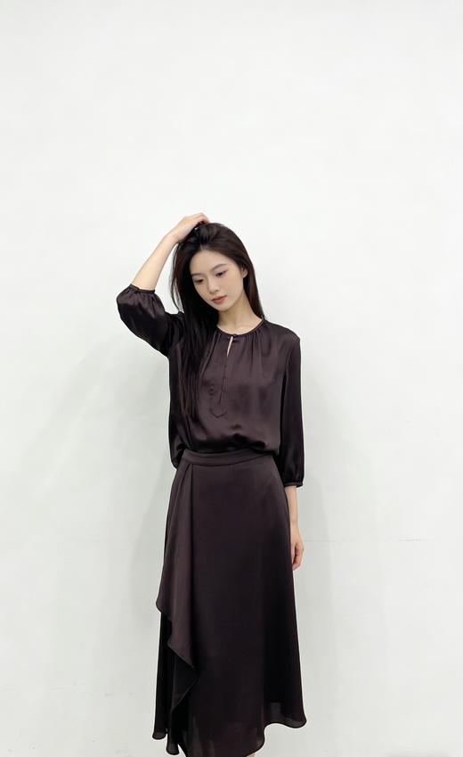 设计风圆领中袖上衣 商品图2