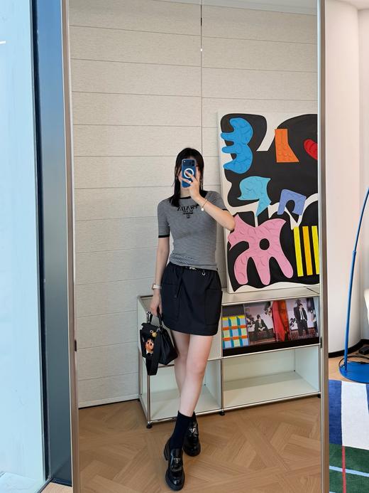 普拉达 最新款条纹针织短袖T恤 商品图1