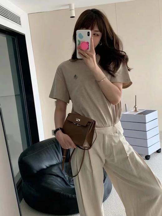 F031827日常打底衫面料舒服柔软春夏新款刺绣小马短袖T恤 商品图5