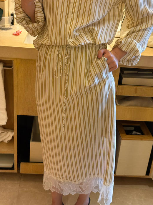 DUO智仙生 黑标 智性恋黄色条纹明媚丝质衬衫和花边蕾丝裙套装 商品图3