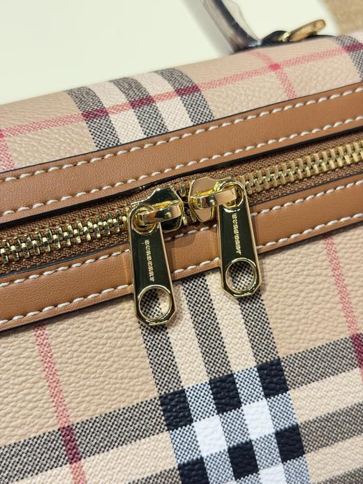 Burberry新款格纹 Vanity 包 商品图11