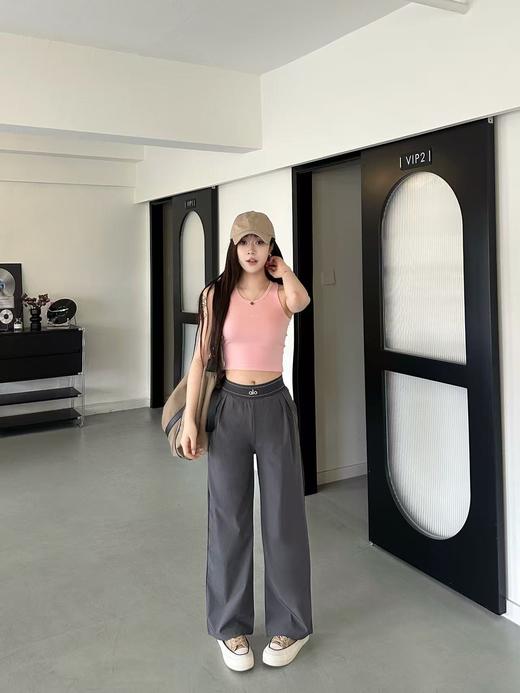 点此购买 Alo春秋季女士腰封休闲阔腿裤 cxy 342577 商品图13