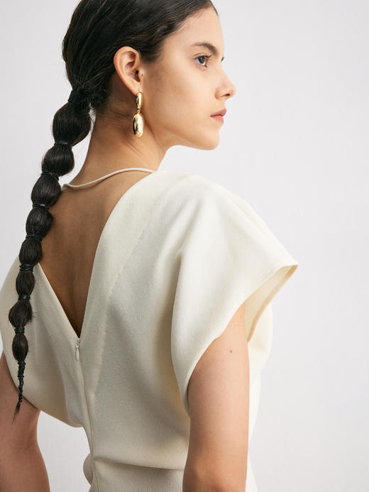 YANYI CHANG｜91830070 大V领立裁收腰连衣裙 [ 奶油黄 ] 商品图6