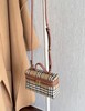 Burberry新款格纹 Vanity 包 商品缩略图1