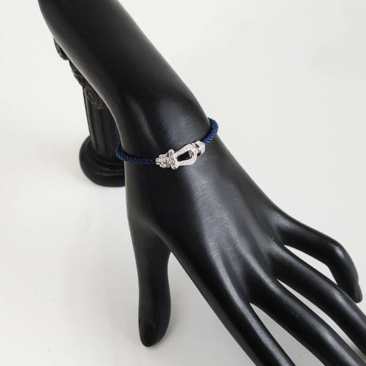 【98新】FRED斐登Force 10系列0B0077中号18K白金满钻Force 10蓝色链绳马蹄扣手链中性款120326TJ01 商品图6