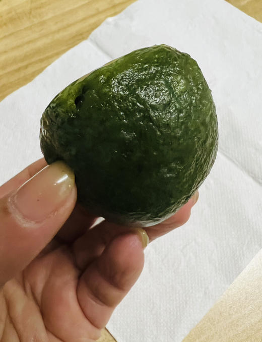 季节限定！清明团 ，纯手工现包，正宗新鲜艾草做青，咸甜都有。咸内馅：农家腌菜，新鲜春笋，豆腐干，土家猪肉！甜内馅儿：自熬豆沙，超细腻。来自春天的时令美味，过时不侯 商品图5