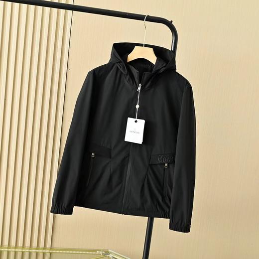 F031864春季新品大气上档次连帽男士夹克外套冲锋衣 商品图3