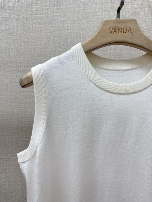 圆领羊毛背心 商品图3