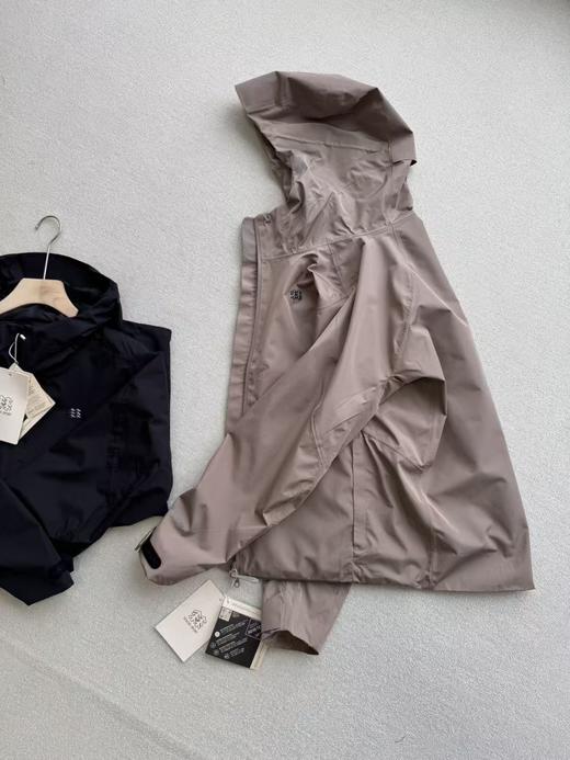 点此购买 可隆春秋季男女款GORE-TEX防水防风高透湿轻量冲锋衣 yh 342598 商品图11