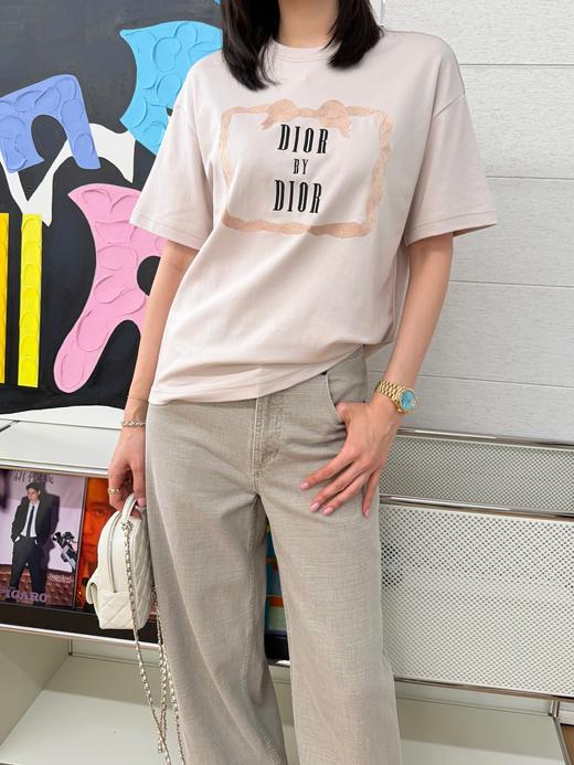 迪奥新款杏粉色棉质平纹布刺绣短袖T恤（KX） 商品图3