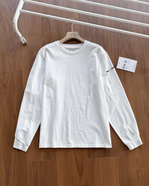 点此购买 始祖鸟春秋季经典户外登山拼色男女款长袖T恤 yh 342601 商品图3