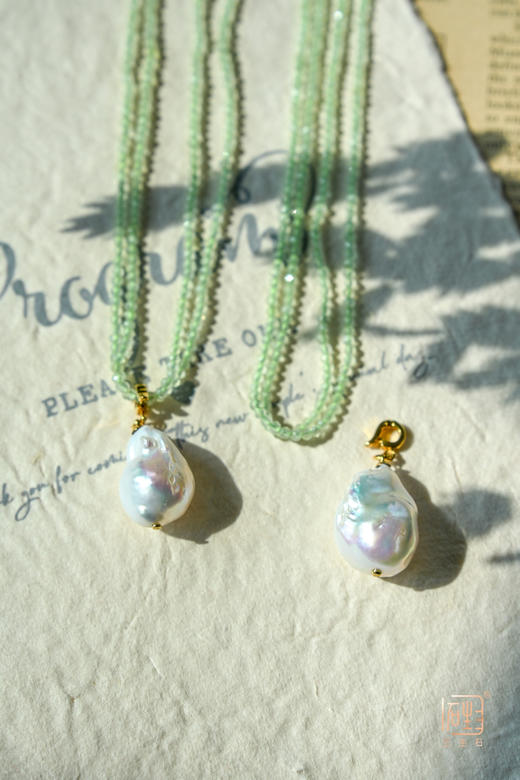 春日绽放 三生石吾行葡萄石切面巴洛克珍珠“万能扣”项链 | 葡萄石切面巴洛克珍珠手链 商品图3