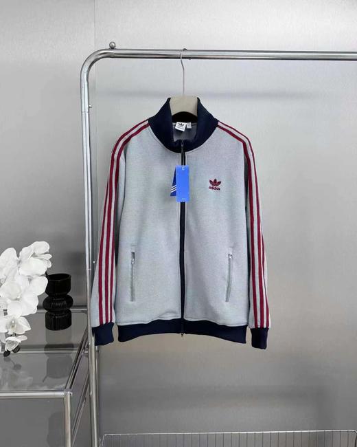 F031809刺绣三条杠织带撞色螺纹拼接复古休闲华夫格立领开衫外套 商品图13