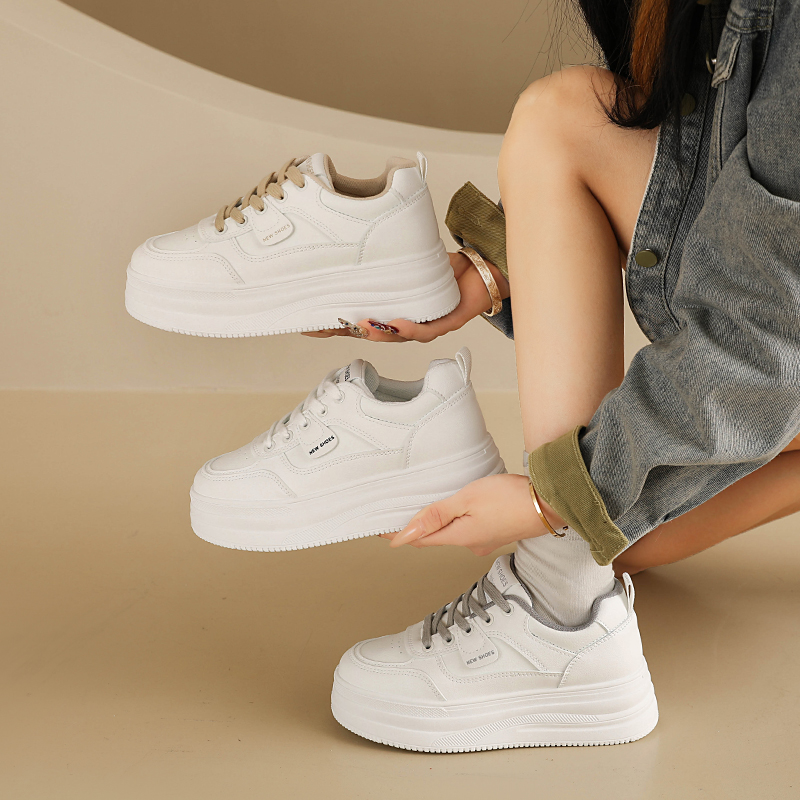 春款厚底小白鞋，跟高5.5cm左右，透气不闷脚【G】