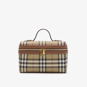 Burberry新款格纹 Vanity 包