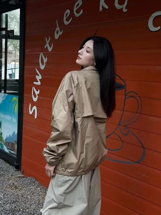 F031824男子宽松插肩防水夹克25秋季新款叠搭网眼刺绣舒适外套 商品图3