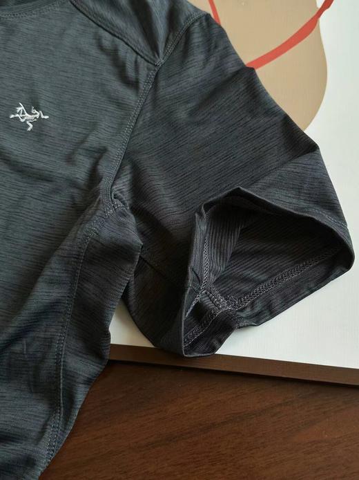 F031870两色情侣款亨利领防紫外线UPF75+速干短袖T恤 商品图11