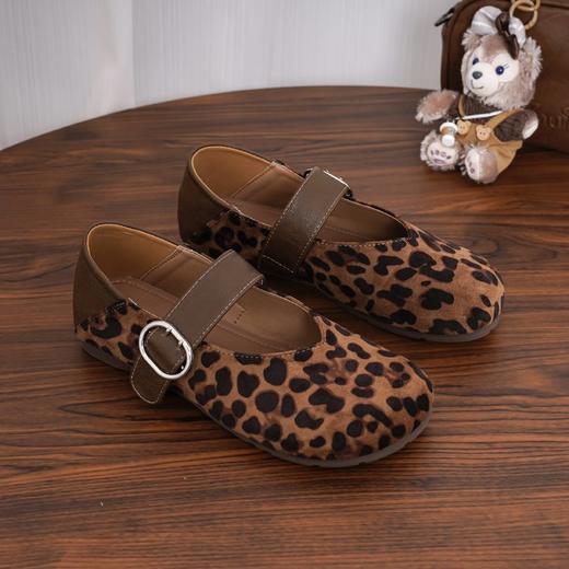 【复古圆头绒面单鞋】一字带搭扣设计，脚背高脚背宽都能穿！内外增高3厘米，头层猪皮鞋垫，透气良好！圆头设计，小巧精致！【KH-J】 商品图3