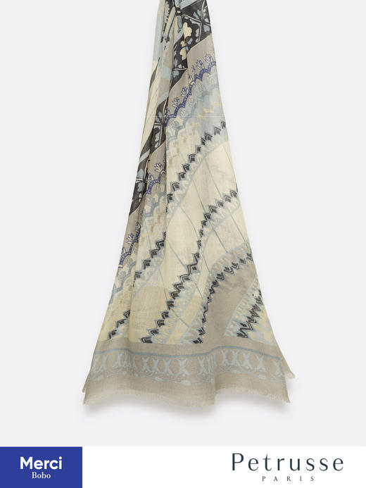 Petrusse贝图丝 璀璨巴黎·大皇宫合作款 羊毛真丝长巾 商品图5