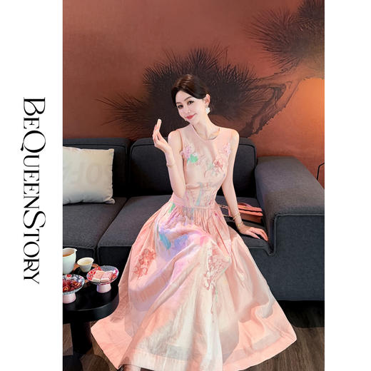 【孤品样衣，不退不换】【诺曼花园】轻盈透气天丝亚麻混纺圆领背心粉色花朵连衣裙 商品图3