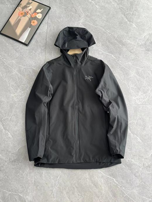 F031808男女情侣款春季户外防风休闲功能性薄款软壳梭织压胶连帽外套 商品图13