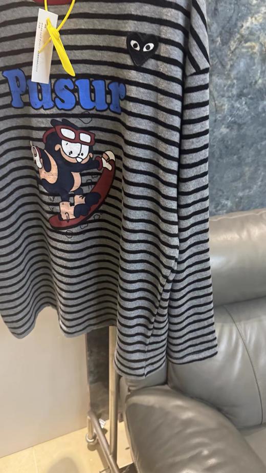 F031822日系复古温柔氛围休闲随性酒红色罗纹圆领卡通条纹T恤 商品图3