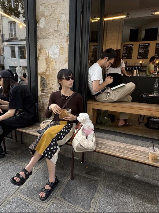 香奈儿 经典系列凉拖鞋 商品图1