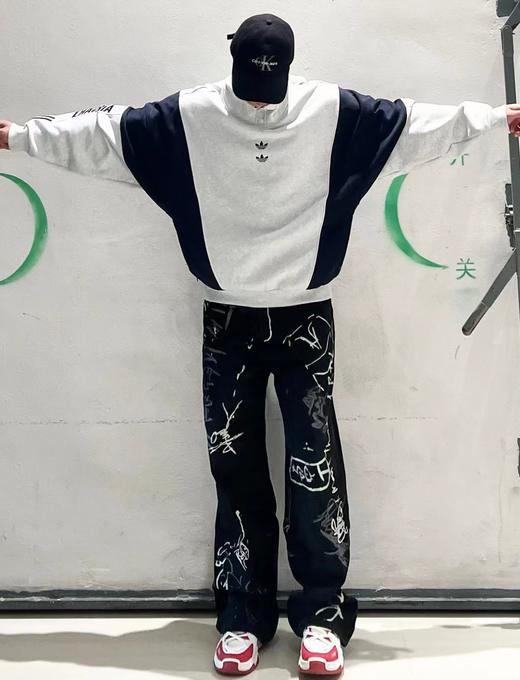 F031844春季新款拉链立撞色拼接领半高领运动套头长袖卫衣 商品图11