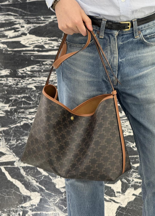 ce凯旋门老花托特包购物袋 商品图9